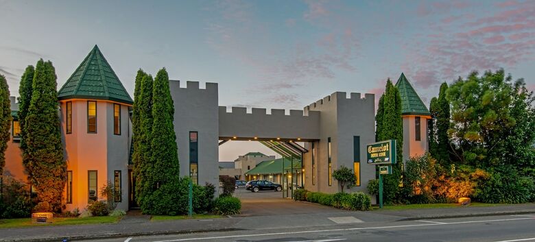 Camelot Motor Lodge