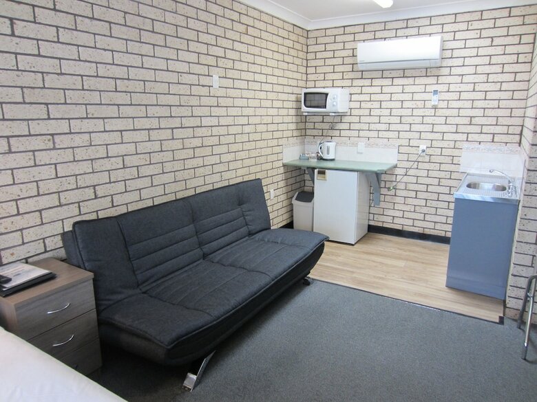 Cowra Crest Motel