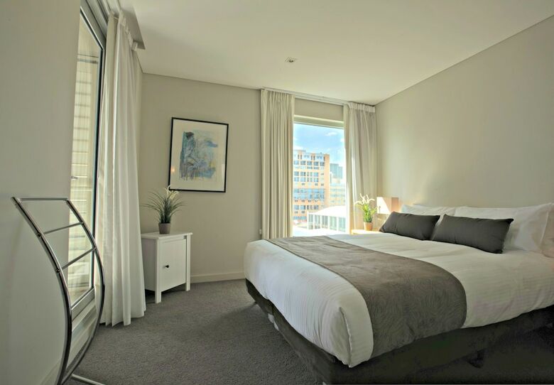 Adelaide Dresscircle Apartments North Terrace
