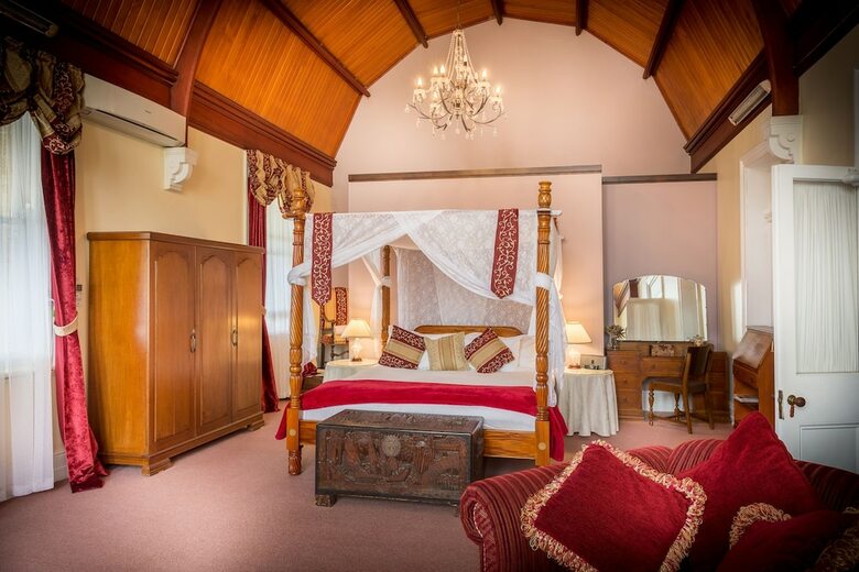 Abbey Boutique Hotel