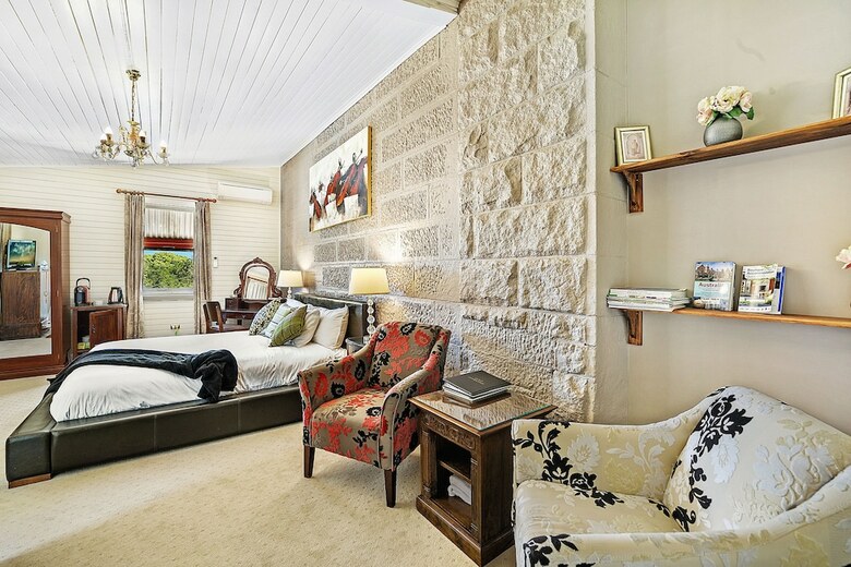 Abbey Boutique Hotel