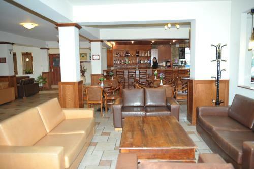 Ekali Hotel