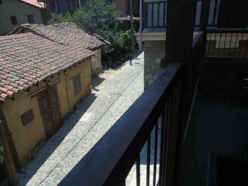 Enipnion Apartments