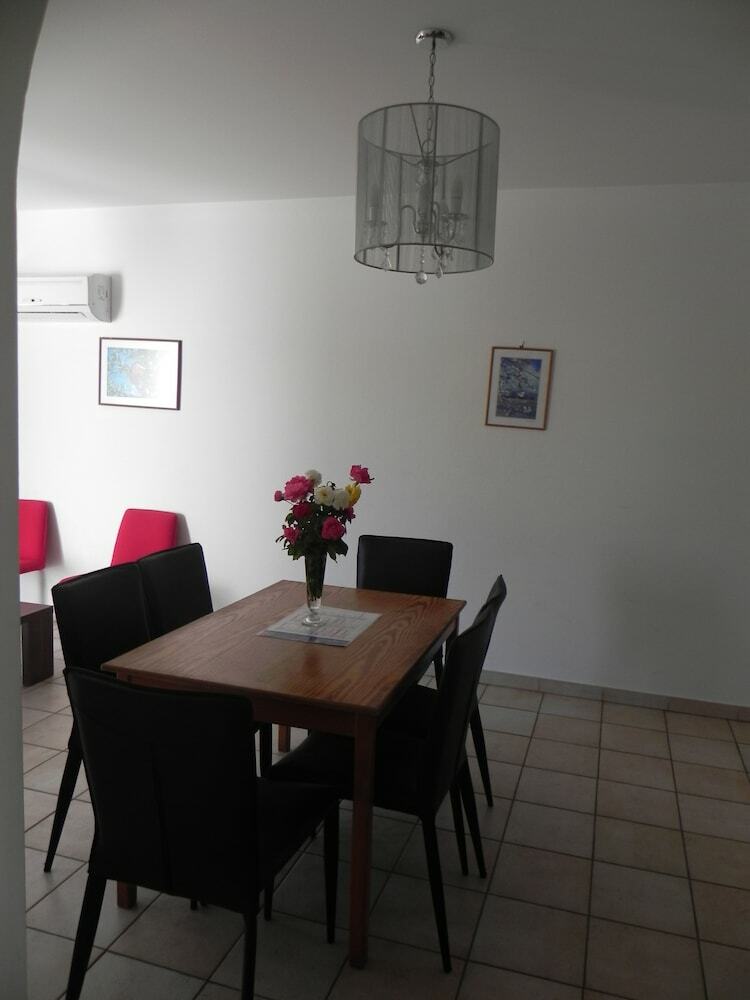 Andries Apartments