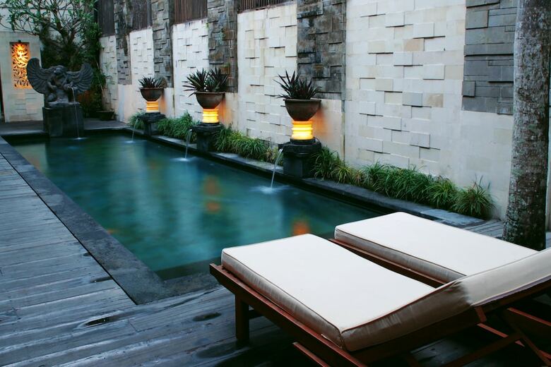 Hotel Cinta Grill & Inn
