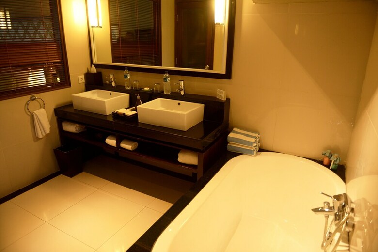 Hotel Cinta Grill & Inn