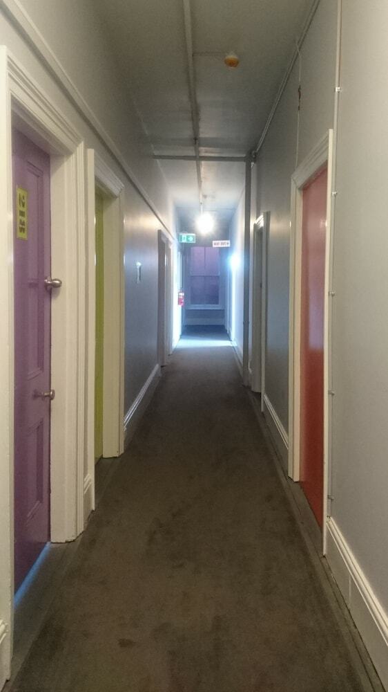 Hostal The Backpackers Imperial Hotel - Hostel