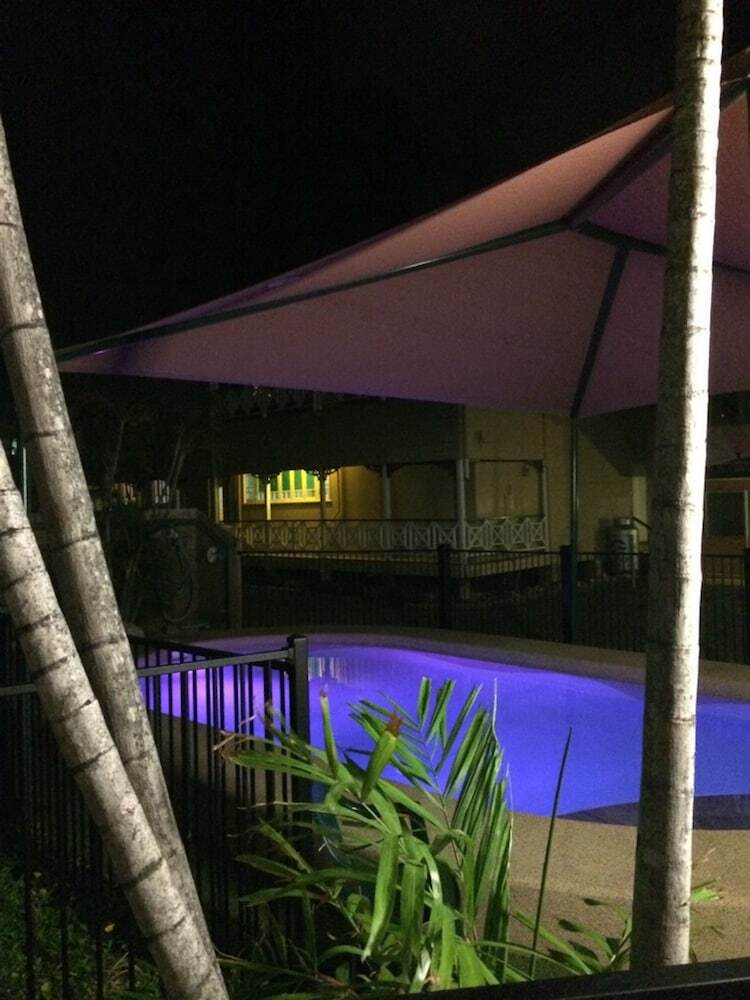 Motel Yongala Lodge By The Strand