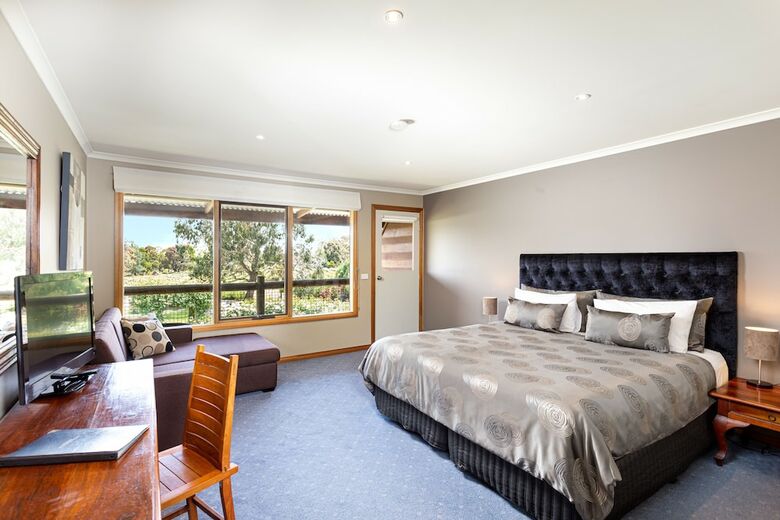 Hotel Glen Erin At Lancefield - Vineyard Retreat