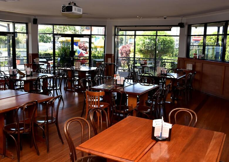 Meadowbrook Hotel