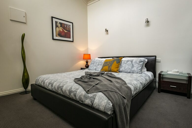 Hotel Albert Guest House And Mills Spa Suites