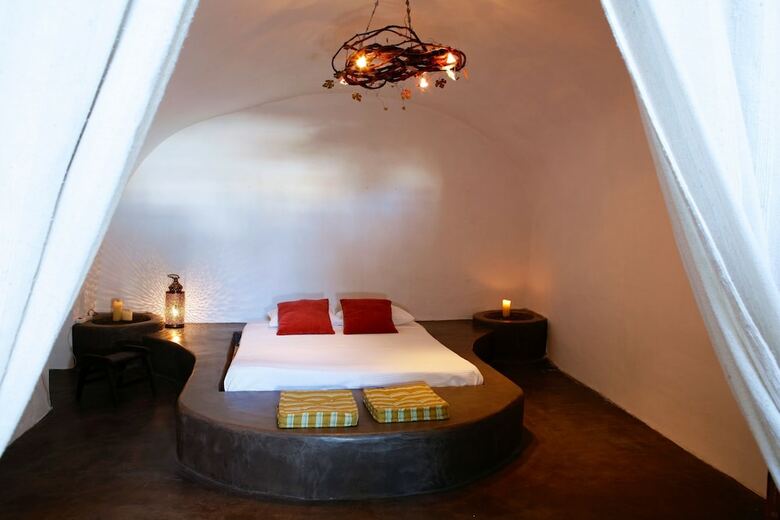 Hotel Santorini Heritage Villas & Mansions