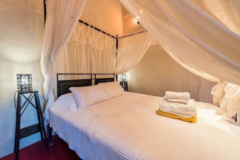 Hotel Santorini Heritage Villas & Mansions