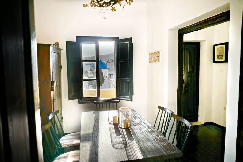Hotel Santorini Heritage Villas & Mansions