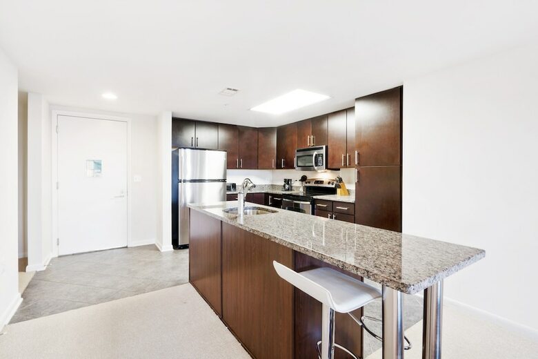Aparthotel Global Luxury Suites At The Convention Center