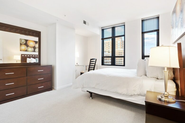 Aparthotel Global Luxury Suites At The Convention Center