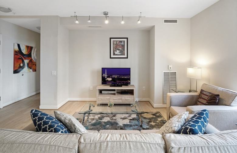 Apartamentos Global Luxury Suites At The White House