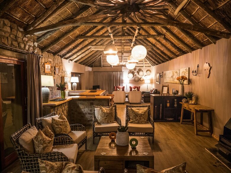 Posada Woodbury Lodge-amakhala Game Reserve