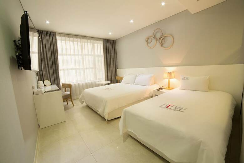 Reve Boutique Hotel