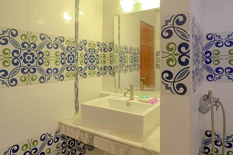Hotel Coral Island Resort