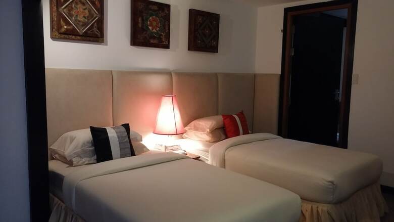 Hotel Baan Suan Residence
