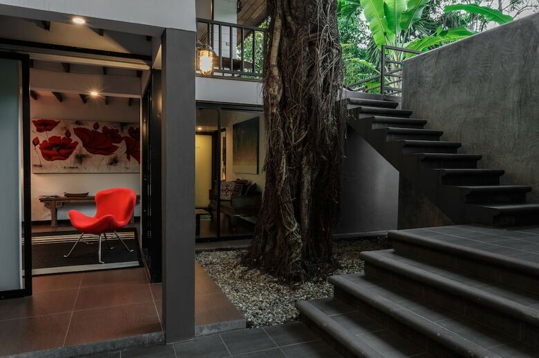 Hotel Baan Suan Residence
