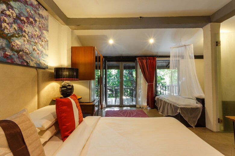 Hotel Baan Suan Residence