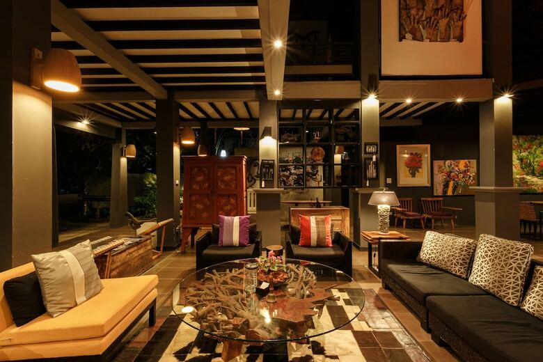 Hotel Baan Suan Residence