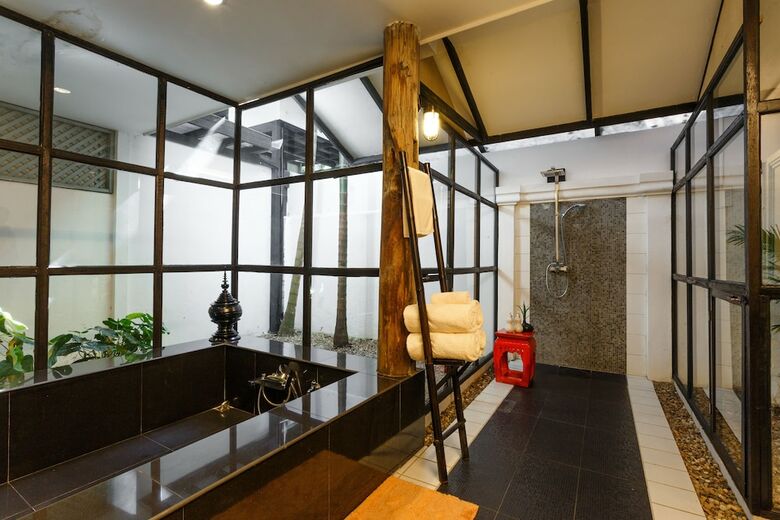 Hotel Baan Suan Residence