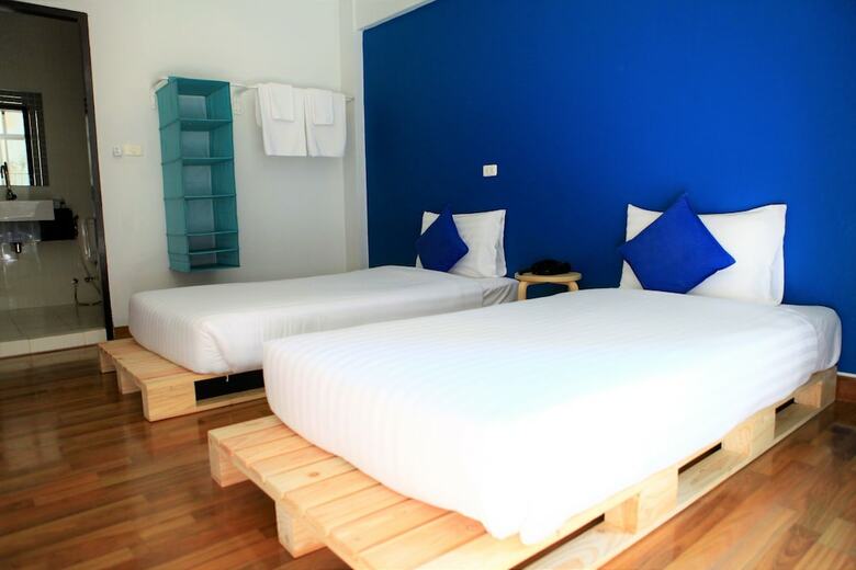 Hotel Sea Host Inn