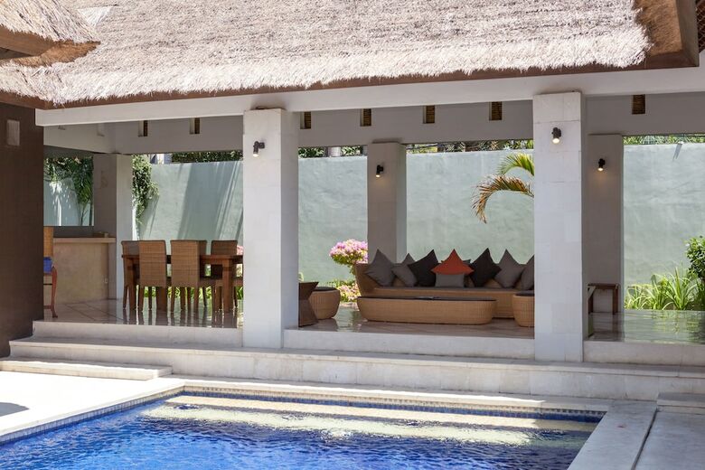 Hotel Bvilla-pool