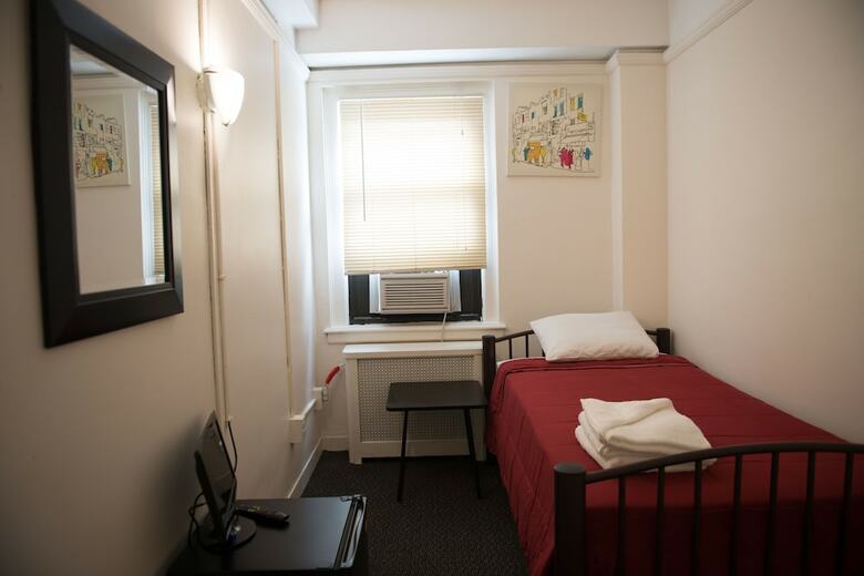 Hostal Flushing Ymca