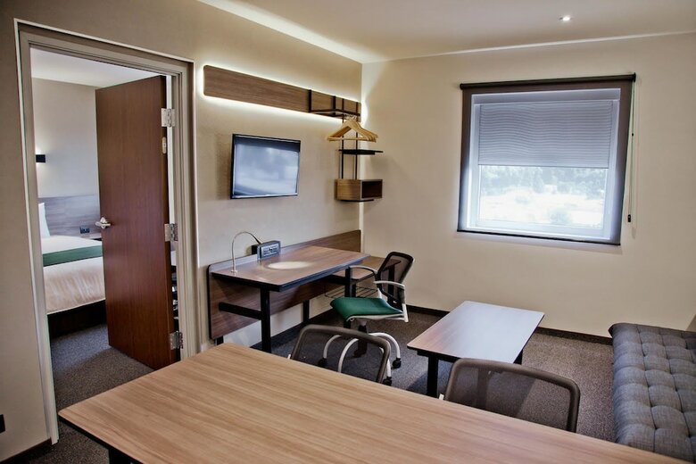 Hotel City Express Suites Puebla Finsa