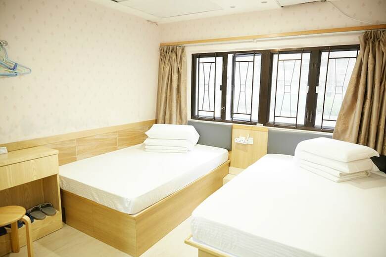 Hostal Me Easy Hostel