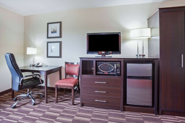 Hotel Americinn By Wyndham Sartell