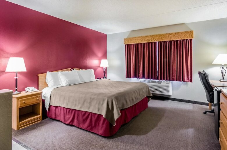 Hotel Rodeway Inn