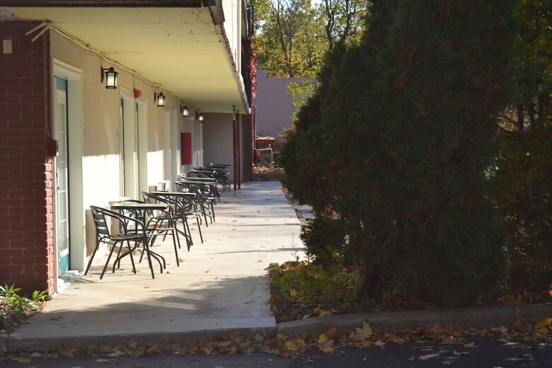 Motel Cascades Inn