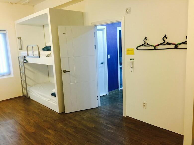 Hostal Malmani Guest House - Hostel