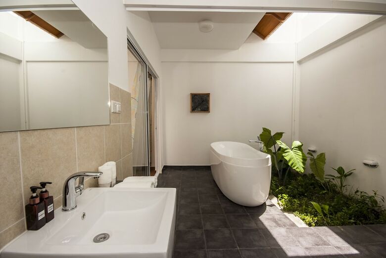 Hotel Evexia Beach Collection - A Premium Wellness Retreat