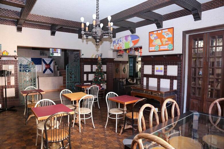 Hostal Pura Vida Hostel