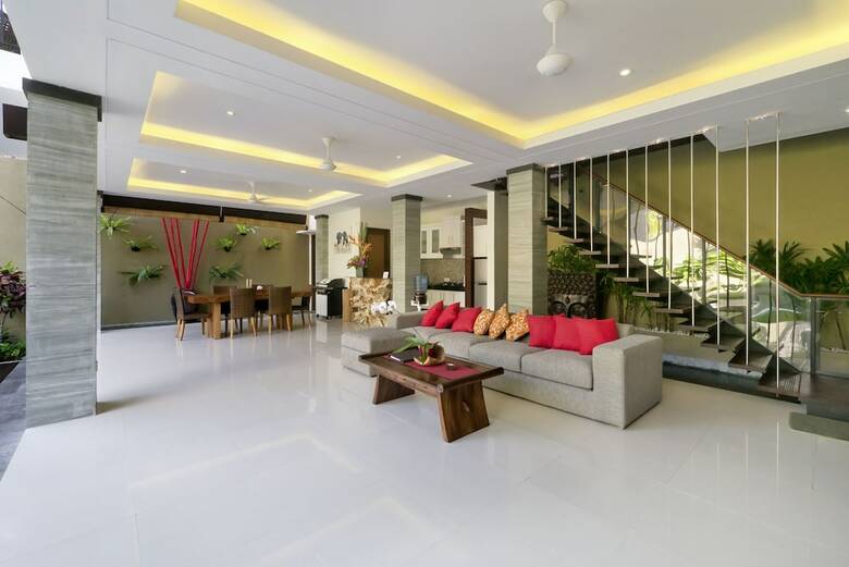 The Kumpi Villas