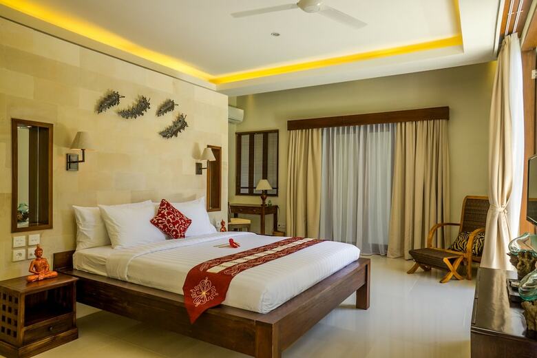 The Kumpi Villas