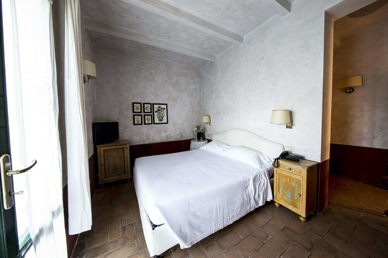 Hotel Castello Di Montegridolfo Spa Resort