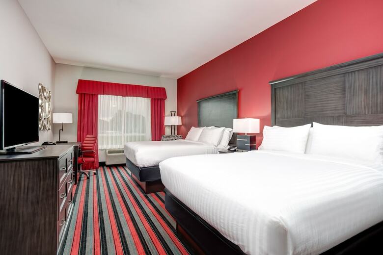 Holiday Inn Hotel & Suites Lafayette North