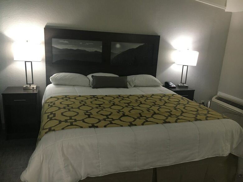 Hotel Baymont By Wyndham Cookeville
