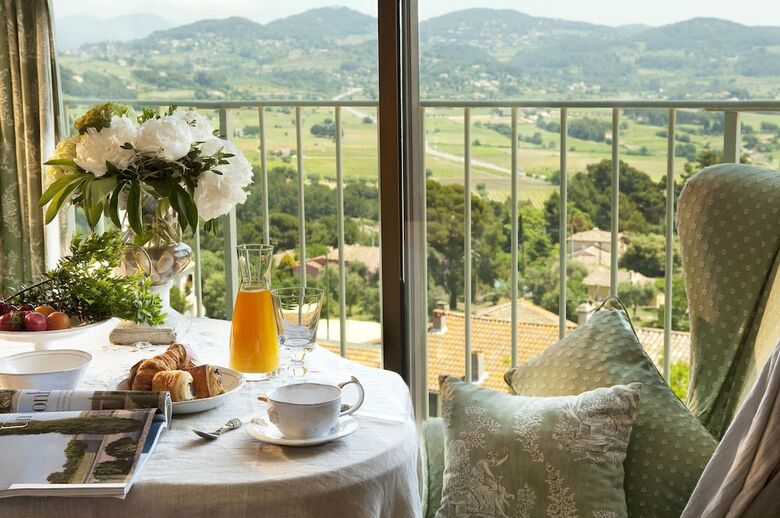Hotel Boutique H�tel - Hostellerie B�rard & Spa