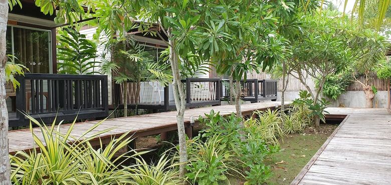 Hotel Isle Beach Resort