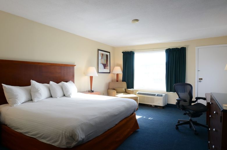 Hampton House Hotel