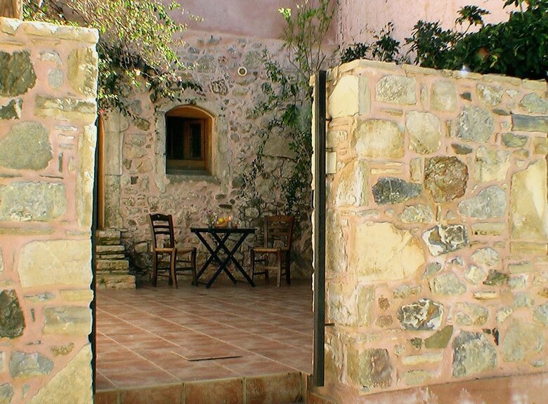 Aparthotel Ksa Sou Traditional Guesthouses