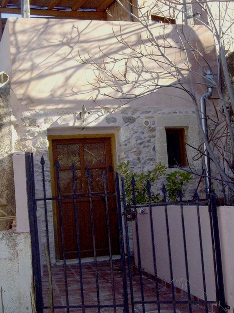 Aparthotel Ksa Sou Traditional Guesthouses